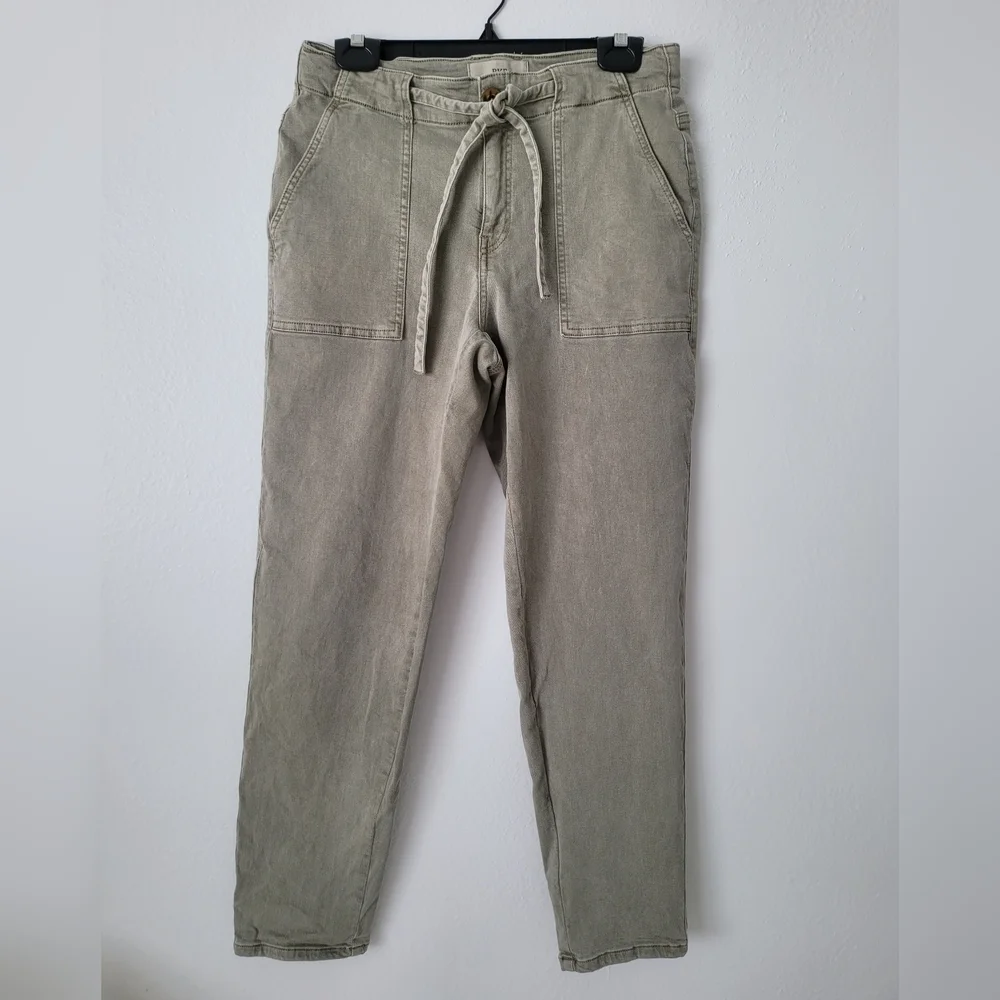 BKE Women's Straight Leg Pants in Olive